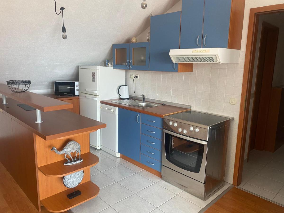 Top Floor Apartment With Sea View Kaštela Zewnętrze zdjęcie