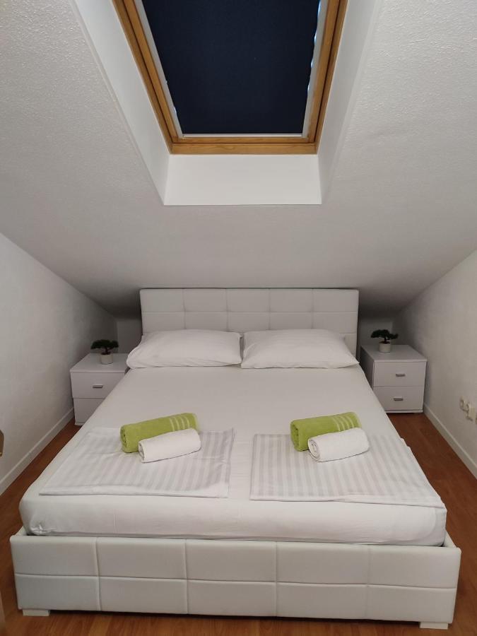 Top Floor Apartment With Sea View Kaštela Zewnętrze zdjęcie