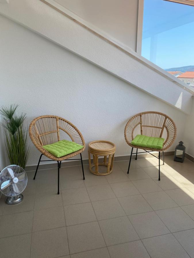 Top Floor Apartment With Sea View Kaštela Zewnętrze zdjęcie